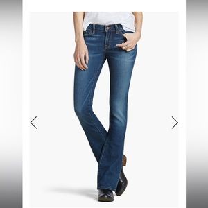 NWT Lucky Brand Charlie Baby Boot Jeans Size 26 Regular (32)